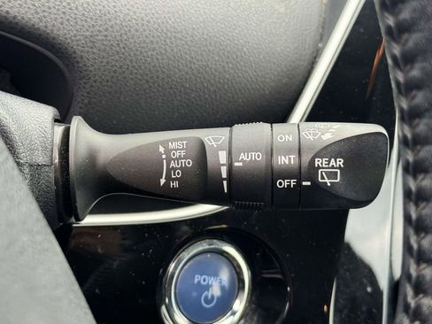 Used 2017 Toyota Prius Four Touring FWD image 26