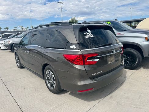 Used 2021 Honda Odyssey EX-L image 3