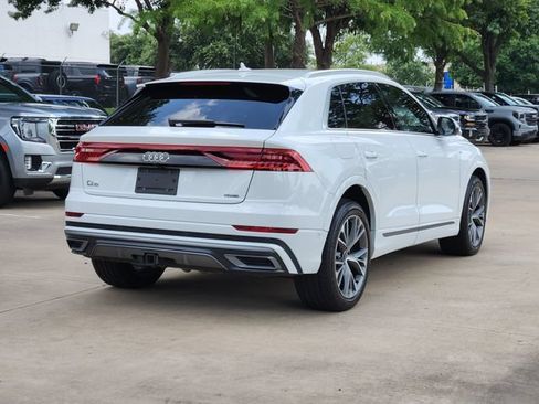 Used 2021 Audi Q8 Prestige AWD/4WD image 5