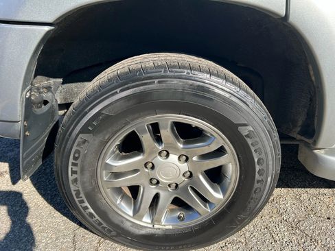 Used 2006 Toyota Sequoia SR5 image 35