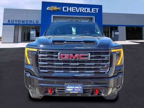 New 2026 GMC Sierra 2500 AT4 w/ Technology Package image 2