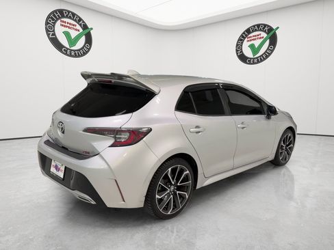 Used 2019 Toyota Corolla XSE FWD image 5