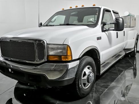 Used 2000 Ford F350 Lariat image 5