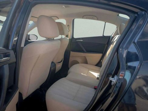 Used 2010 MAZDA MAZDA3 i Touring image 14