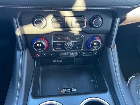 Used 2023 Chevrolet Tahoe Premier image 35