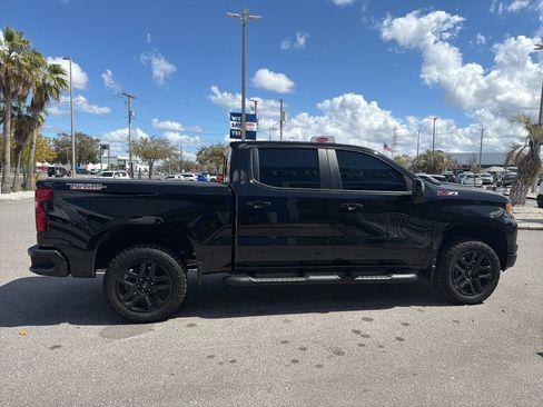 Used 2024 Chevrolet Silverado 1500 LT Trail Boss w/ Convenience Package II image 4