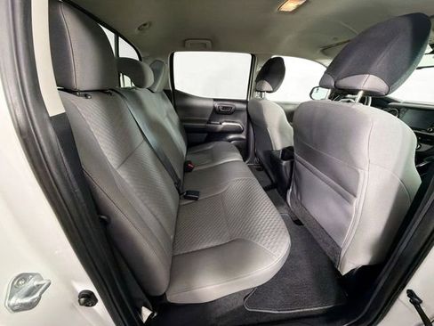 Used 2021 Toyota Tacoma TRD Sport AWD/4WD image 26