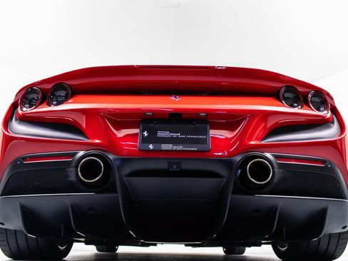 Certified 2023 Ferrari F8 Tributo RWD image 24