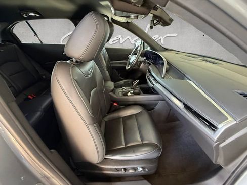 Certified 2024 Cadillac XT4 Premium Luxury FWD image 22