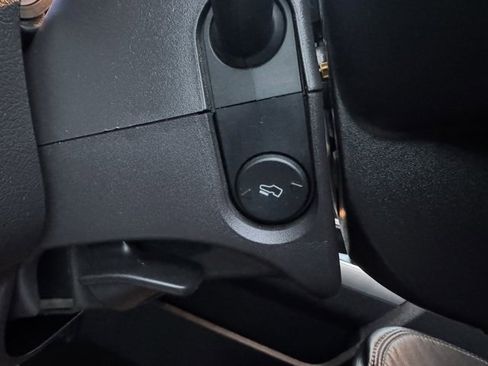 Used 2016 Ford F250 Lariat w/ Lariat Ultimate Package image 38