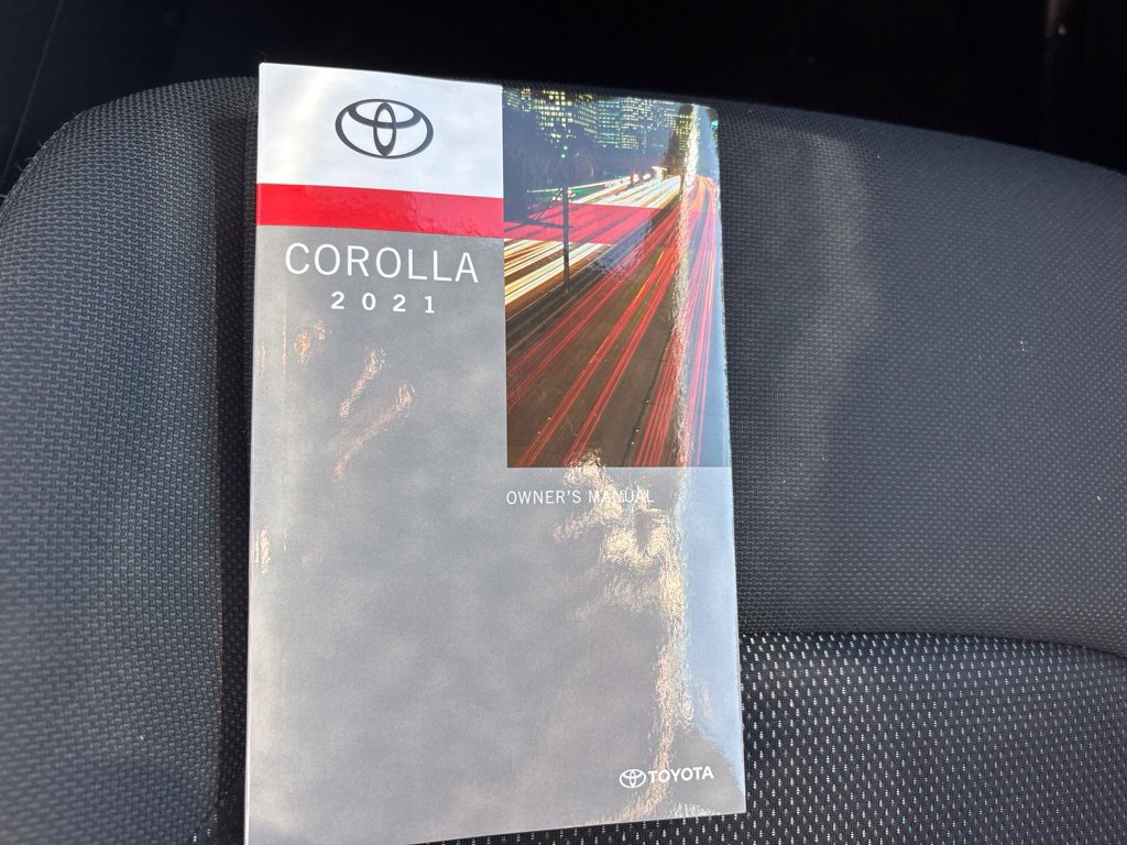 Used 2021 Toyota Corolla SE w/ Carpet Mat Package (TMS) FWD image 21