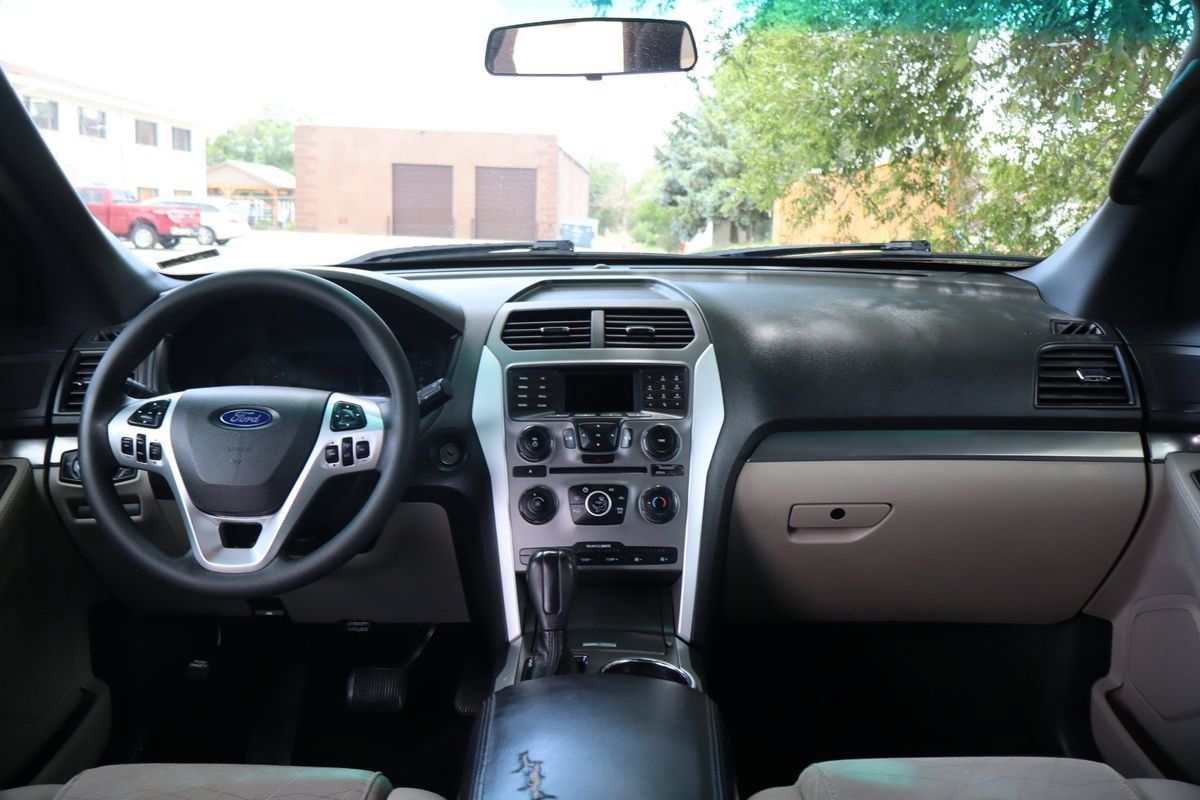 Used 2015 Ford Explorer 4WD image 16