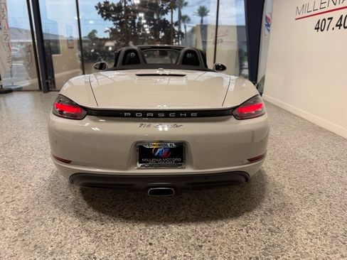 Used 2019 Porsche 718 Boxster RWD image 7