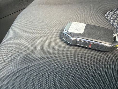 Certified 2025 Kia Sportage LX image 33