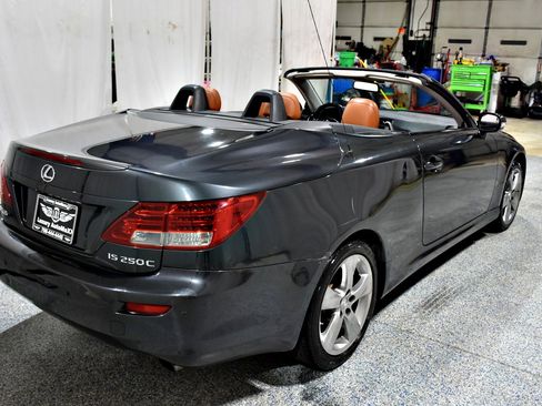 Used 2011 Lexus IS 250C image 8