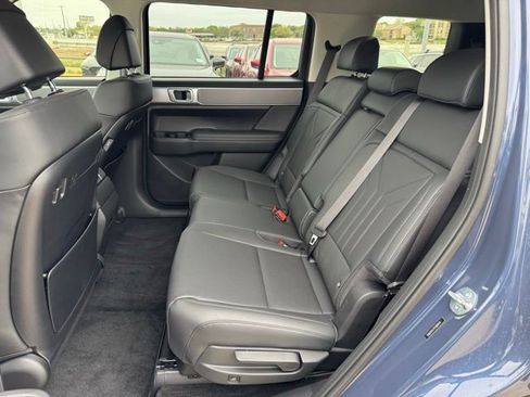 Used 2026 Hyundai Santa Fe SEL image 14