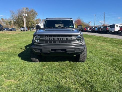 Used 2022 Ford Bronco 4-Door image 2