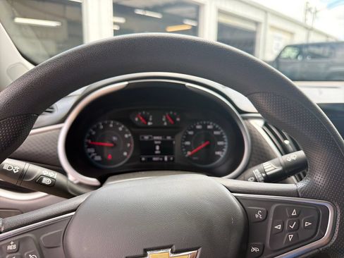 Used 2023 Chevrolet Malibu LT FWD image 19