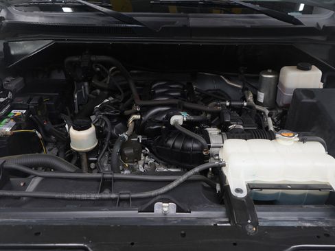 Used 2020 Nissan NV 3500 SL image 25