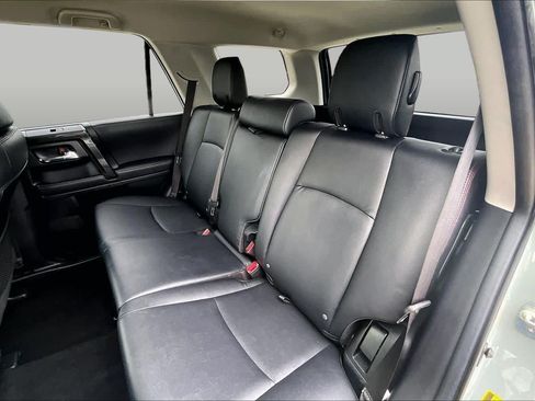 Used 2023 Toyota 4Runner TRD Off-Road Premium w/ Off Road Premium Plus Package AWD/4WD image 19