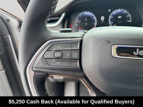 New 2025 Jeep Grand Cherokee Laredo X w/ Luxury Tech Group I RWD image 33