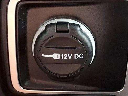 Used 2020 Jeep Gladiator Sport w/ Quick Order Package 24S AWD/4WD image 24