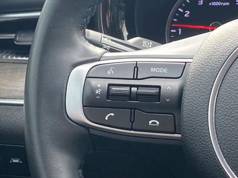 Used 2023 Kia K5 EX image 12