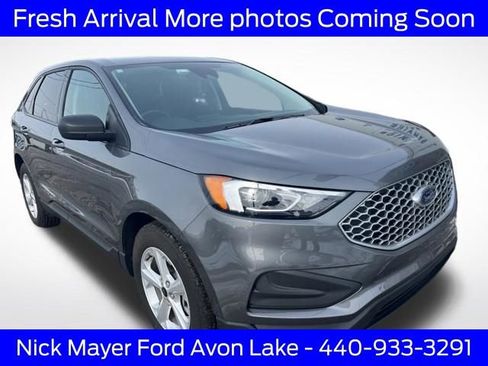 Used 2024 Ford Edge SE image 1
