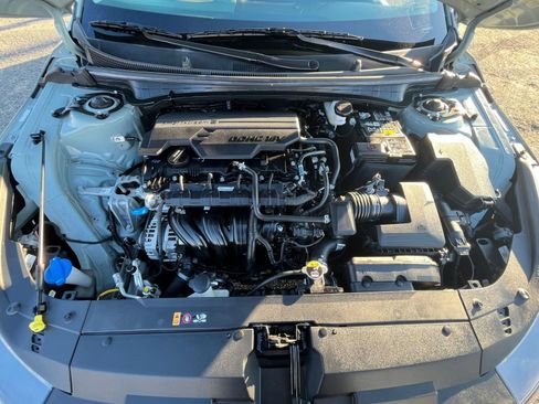 Used 2025 Kia K4 LXS image 31