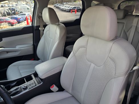 Used 2021 Kia Sorento S image 13