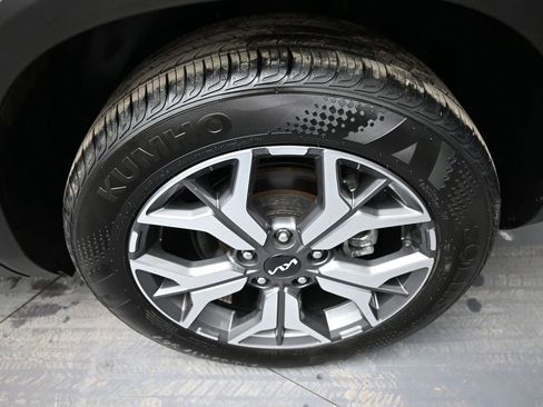 Used 2022 Kia Seltos EX image 15