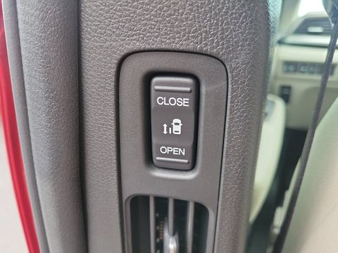 Certified 2026 Honda Odyssey EX-L image 23