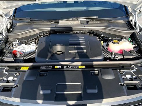New 2026 Land Rover Range Rover Sport SE AWD/4WD image 12