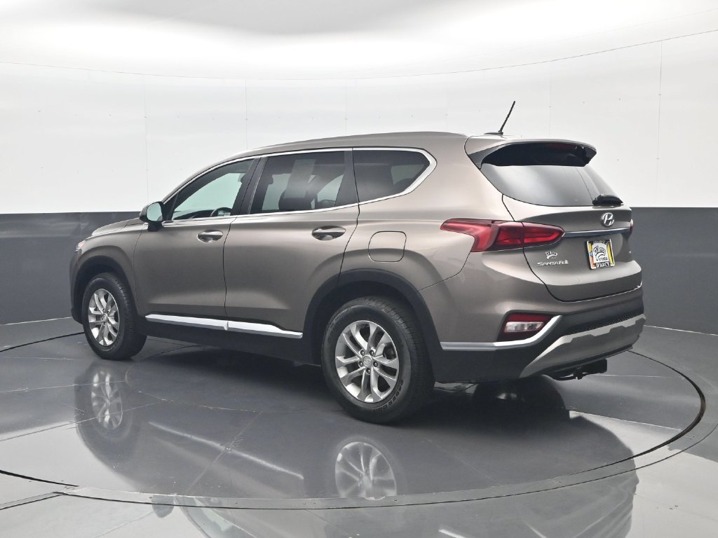 Used 2019 Hyundai Santa Fe SE AWD/4WD image 8