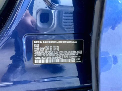 Used 2020 BMW M550i xDrive w/ Dynamic Handling Package image 32