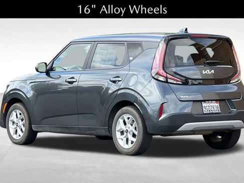 Used 2023 Kia Soul LX w/ Option Group 015 image 6