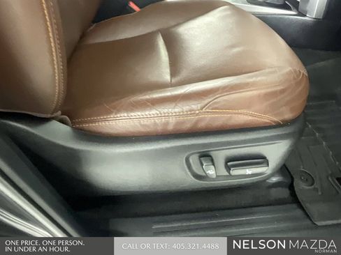 Used 2015 Toyota 4Runner Limited image 29