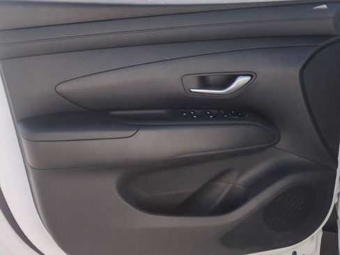 Certified 2025 Hyundai Tucson SEL image 10