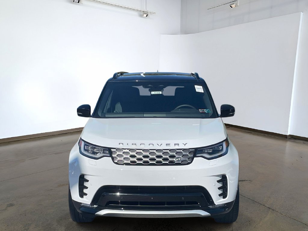 New 2026 Land Rover Discovery Limited Edition AWD/4WD image 2