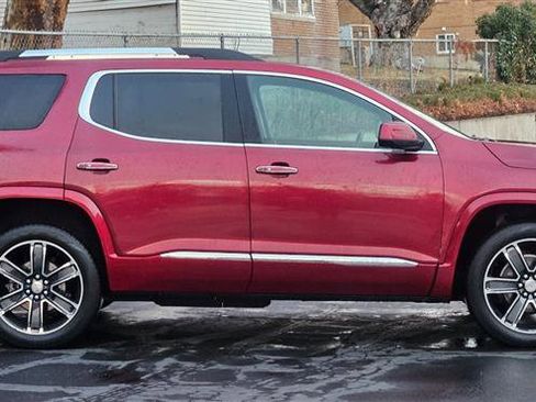 Used 2019 GMC Acadia Denali w/ LPO, Floor Liner Package image 6