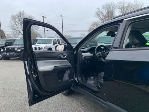 Used 2022 Jeep Compass Latitude w/ Convenience Group image 15