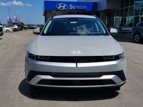 New 2025 Hyundai Ioniq 5 SEL RWD image 2