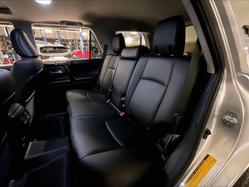 Used 2019 Toyota 4Runner TRD Off-Road Premium image 19