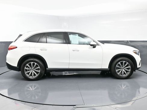 Used 2023 Mercedes-Benz GLC 300 image 7
