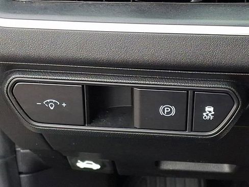 Certified 2025 Kia K4 LX image 27