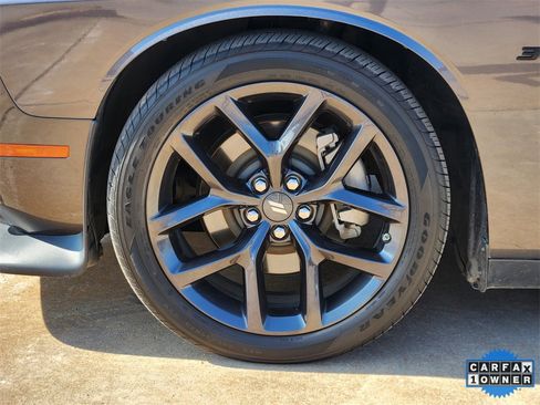 Used 2023 Dodge Challenger R/T w/ Blacktop Package image 11