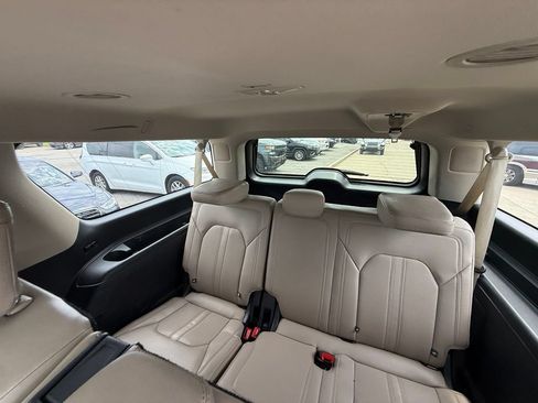 Used 2024 Ford Expedition Max Limited AWD/4WD image 27