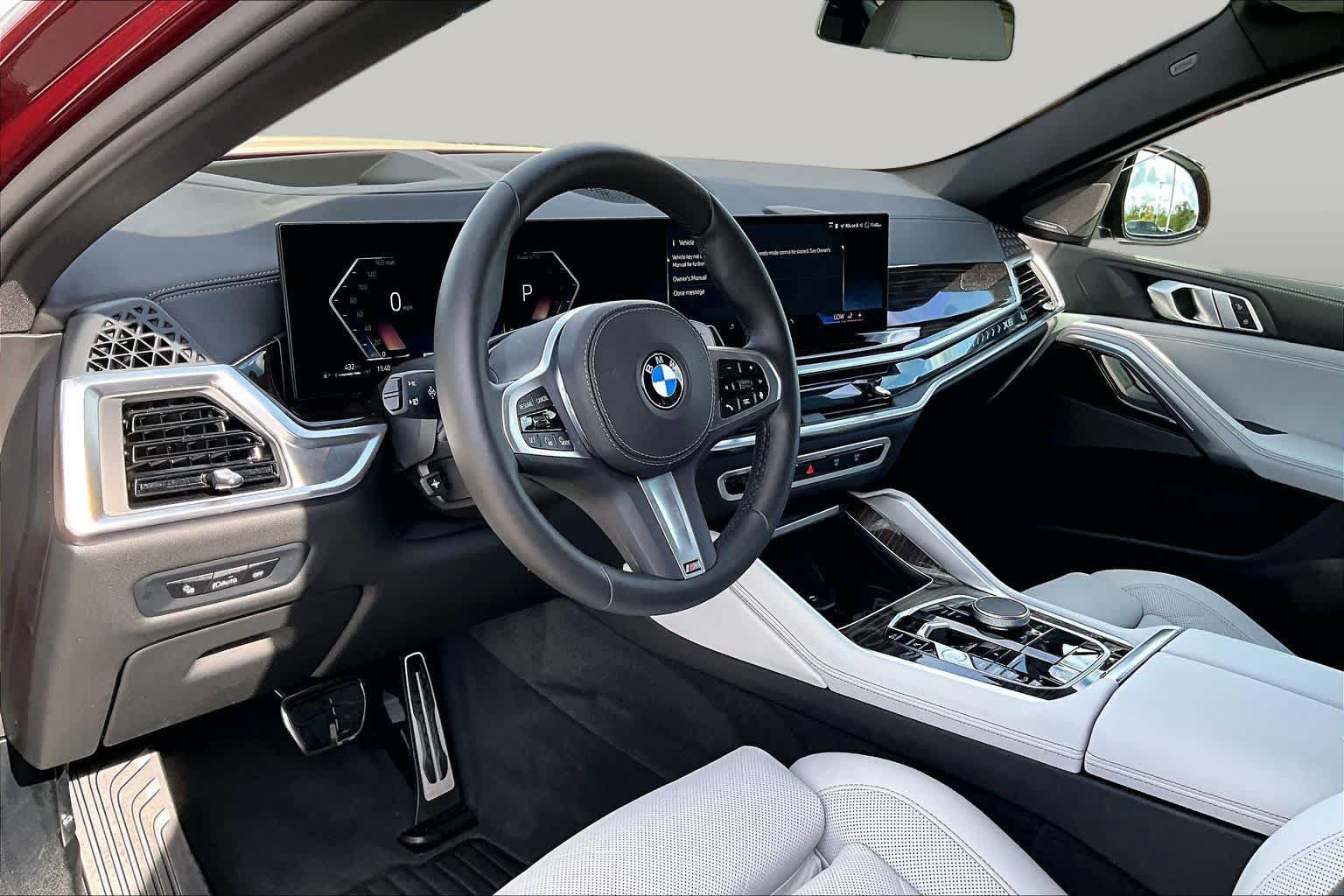 Used 2027 BMW X6 xDrive40i AWD/4WD image 16