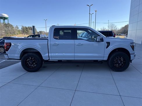 Used 2024 Ford F150 Lariat w/ Equipment Group 502A High image 8