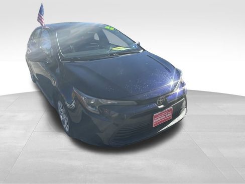 Used 2023 Toyota Corolla LE image 26